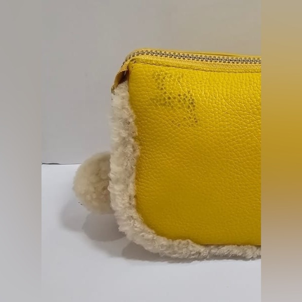NWT Coach Yellow Pebbled Leather Mini Wristlet with Shearling Accents - Picture 6 of 10
